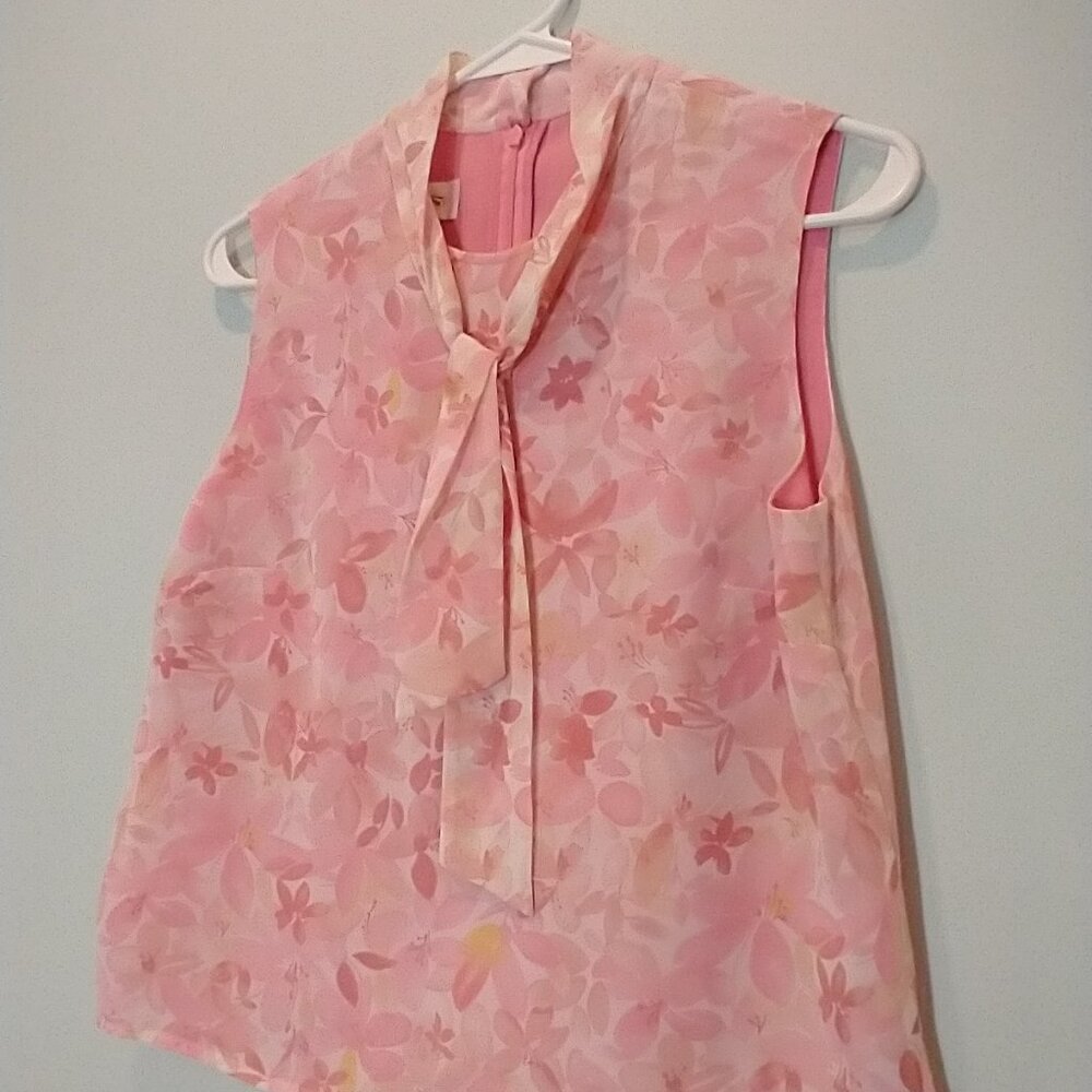 Talbots Blouse with Collar Tie Size 8
